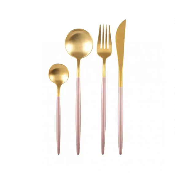 Ménagère 24 pièces dorée et rose