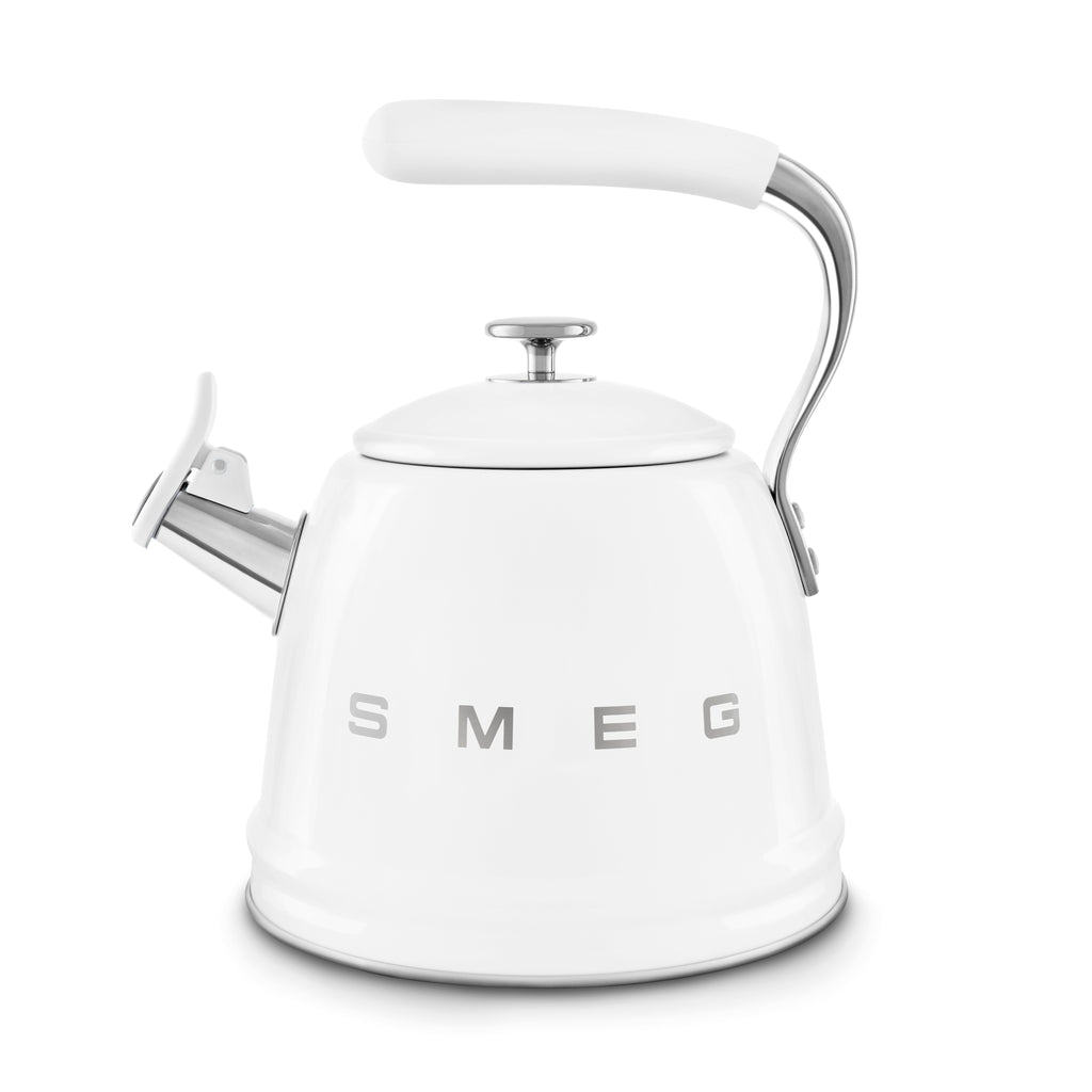 Bouilloire à sifflet blanc SMEG 2,3 L | Rétro Années 50 – Maison H Luxury