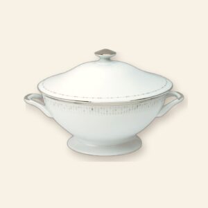 Soupière Carrousel Deshoulières 175 cl — porcelaine de Limoges, décor Carrousel