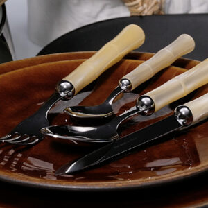 Cuillère à salade Bamboo ivoire – Rivadossi Sandro