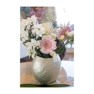 Vase boule blanc nacré 12,5 cm